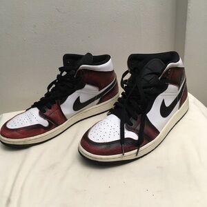 Men's Nike Air Jordan 1 SE Size 11 DV9565-006